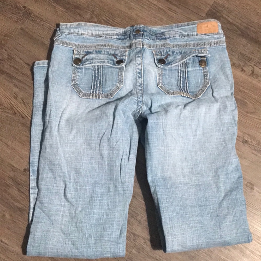 Jean - Picture 2 of 3